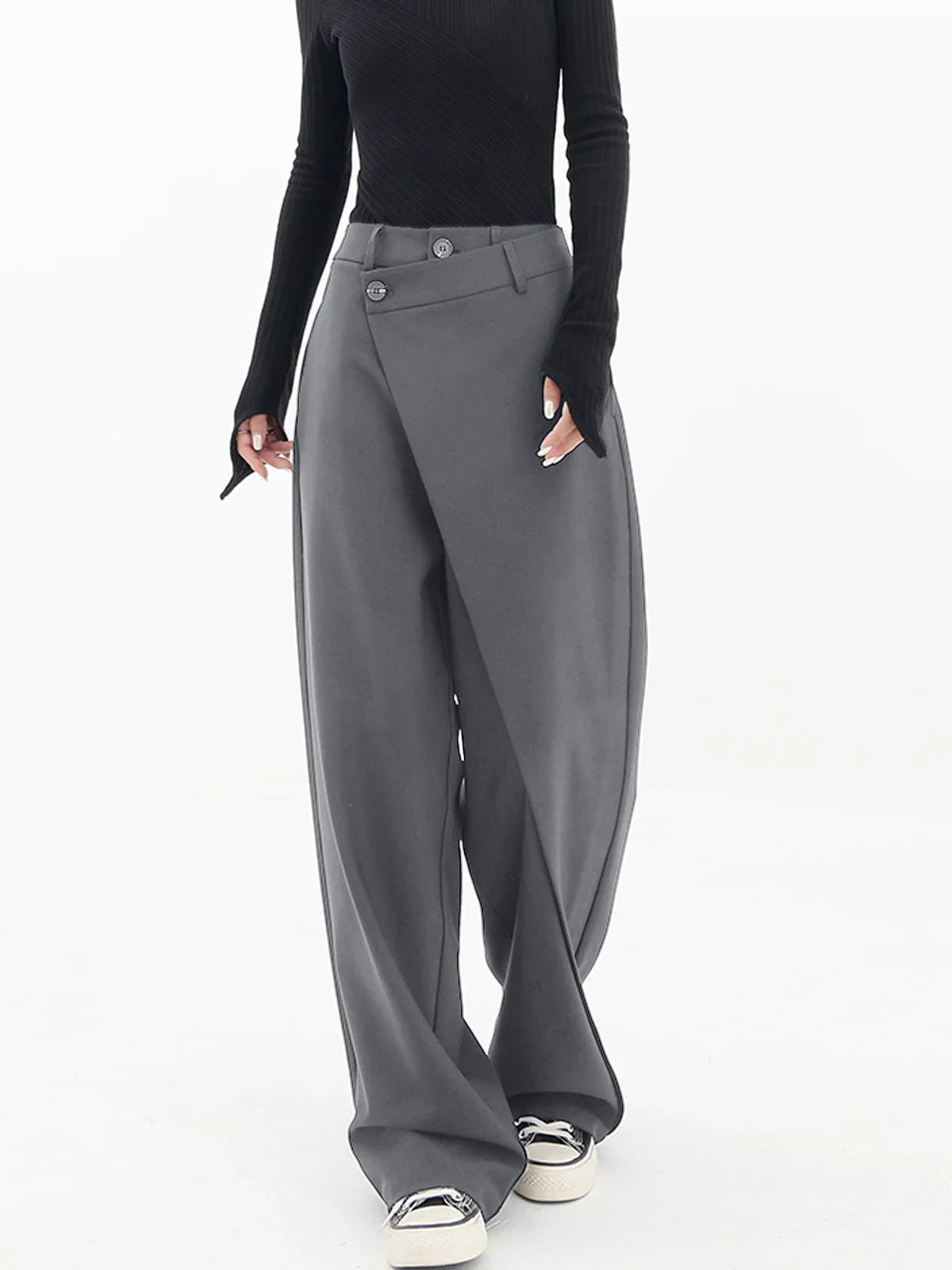 Asymmetrical wide-leg pants with buttons