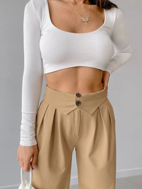 Street-style pants with cuffed waistband