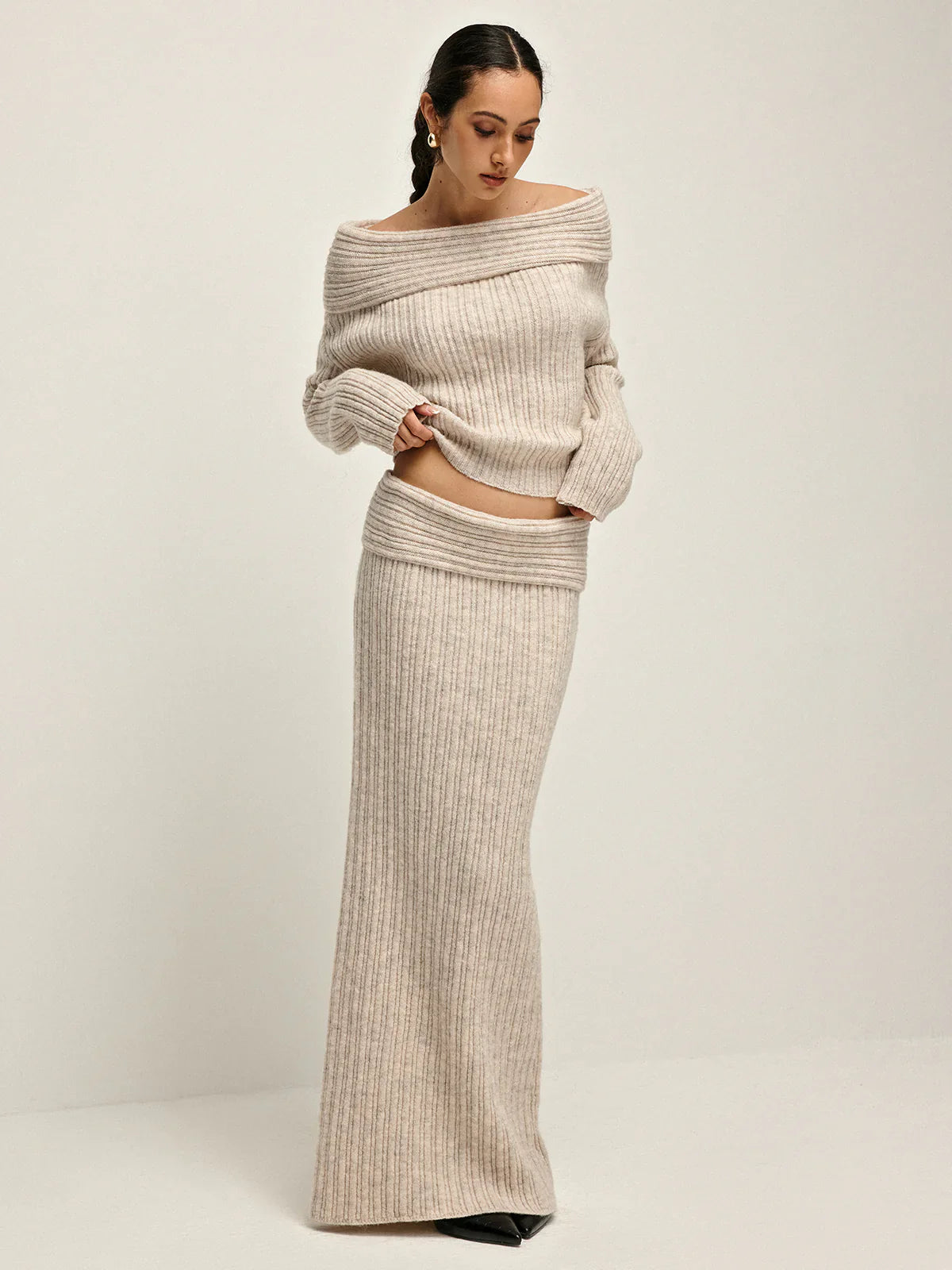 Off-shoulder cozy knit set